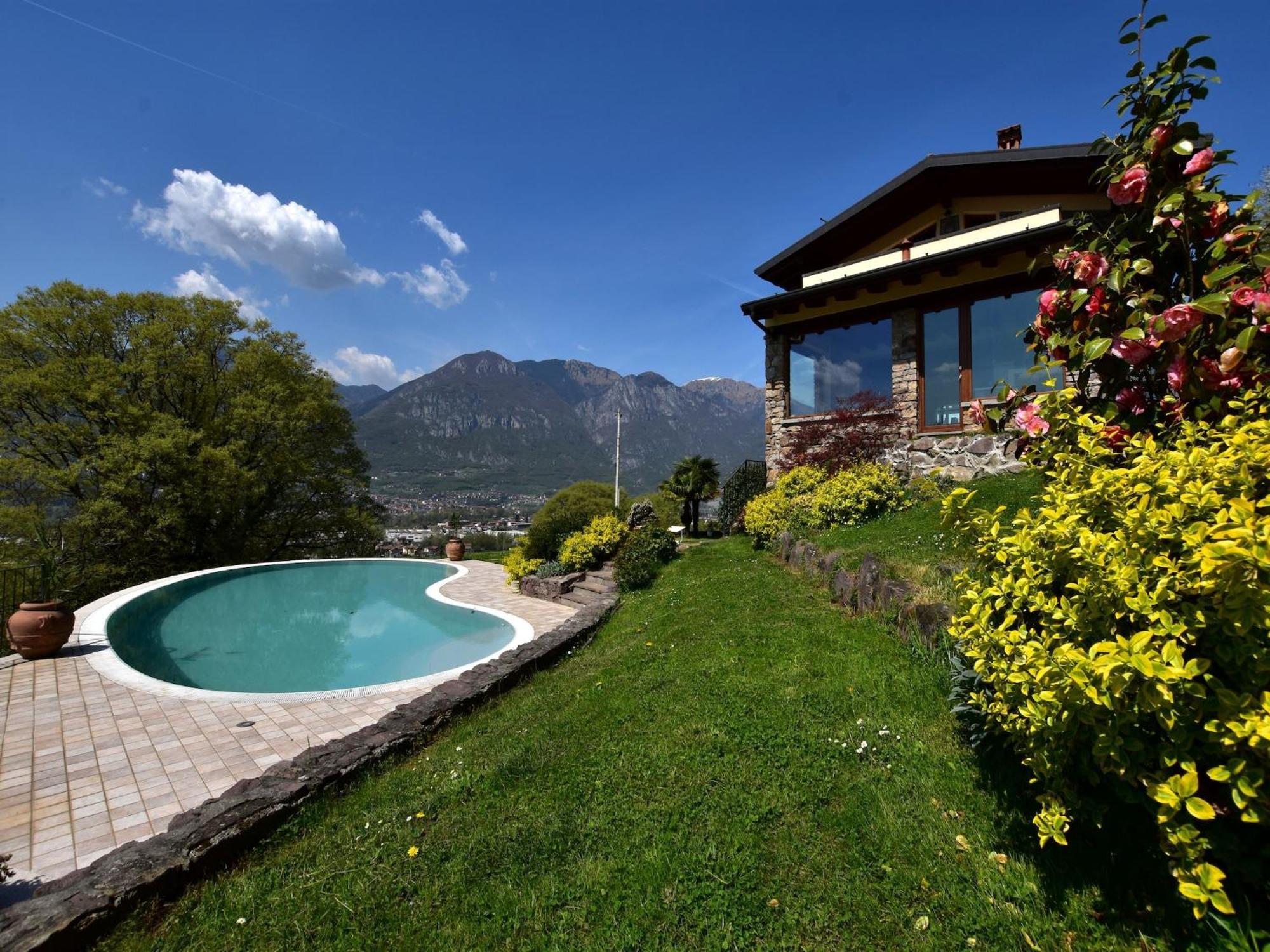 Villa In Pisogne With Pool Garden And Lake View 外观 照片